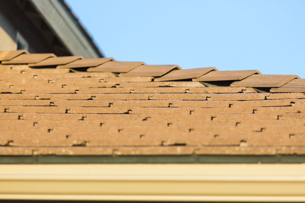 how to repair a tile roof